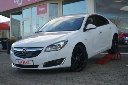 Opel Insignia 1.6 Innovation OPC... 