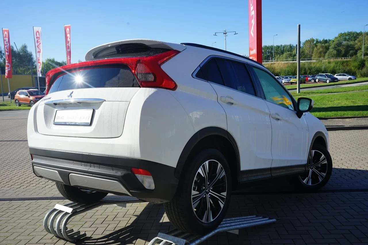 Mitsubishi Eclipse Cross 1.5 T-MIVEC...  Image 4