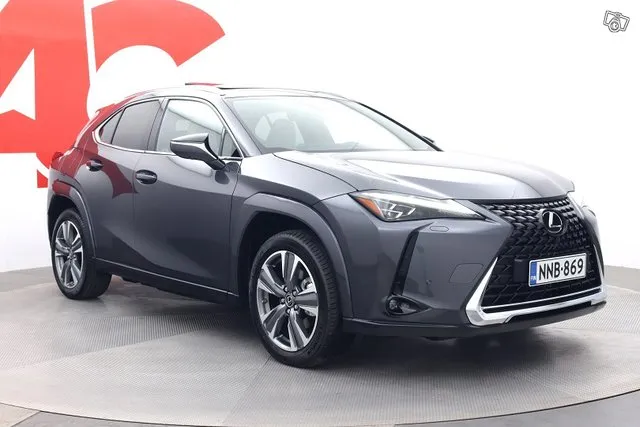 Lexus UX 300e Luxury - Akun bruttokapasiteetti 72,8 kWh. Miljoonan kilometrin / 10 vuoden akkuturva. Image 7