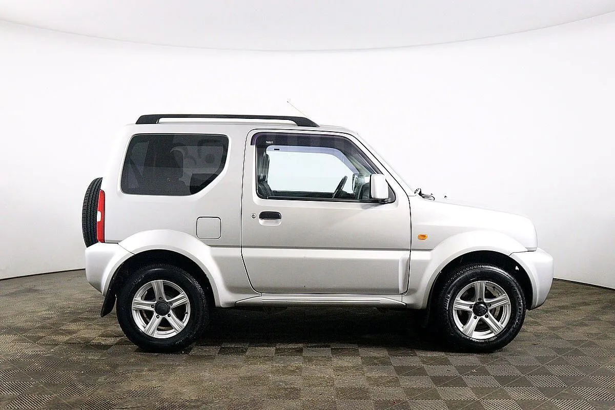 Suzuki Jimny Image 4